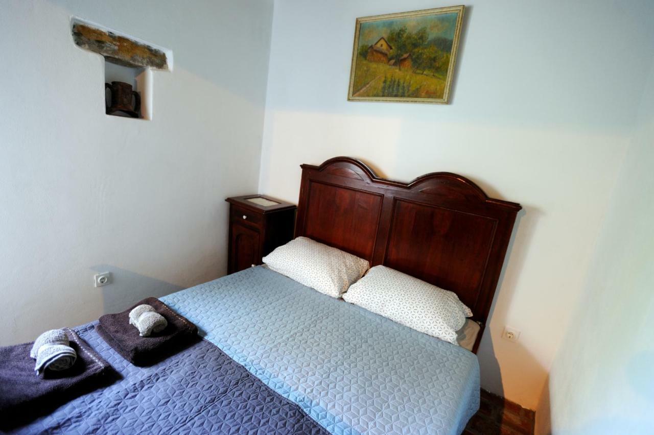 Traditional Istrian Stone House Šmarje Extérieur photo