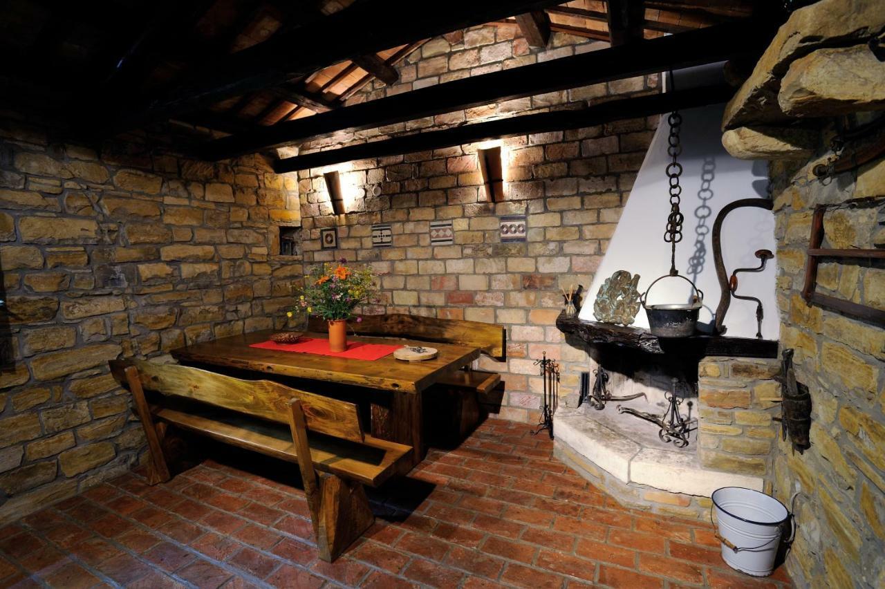 Traditional Istrian Stone House Šmarje Extérieur photo